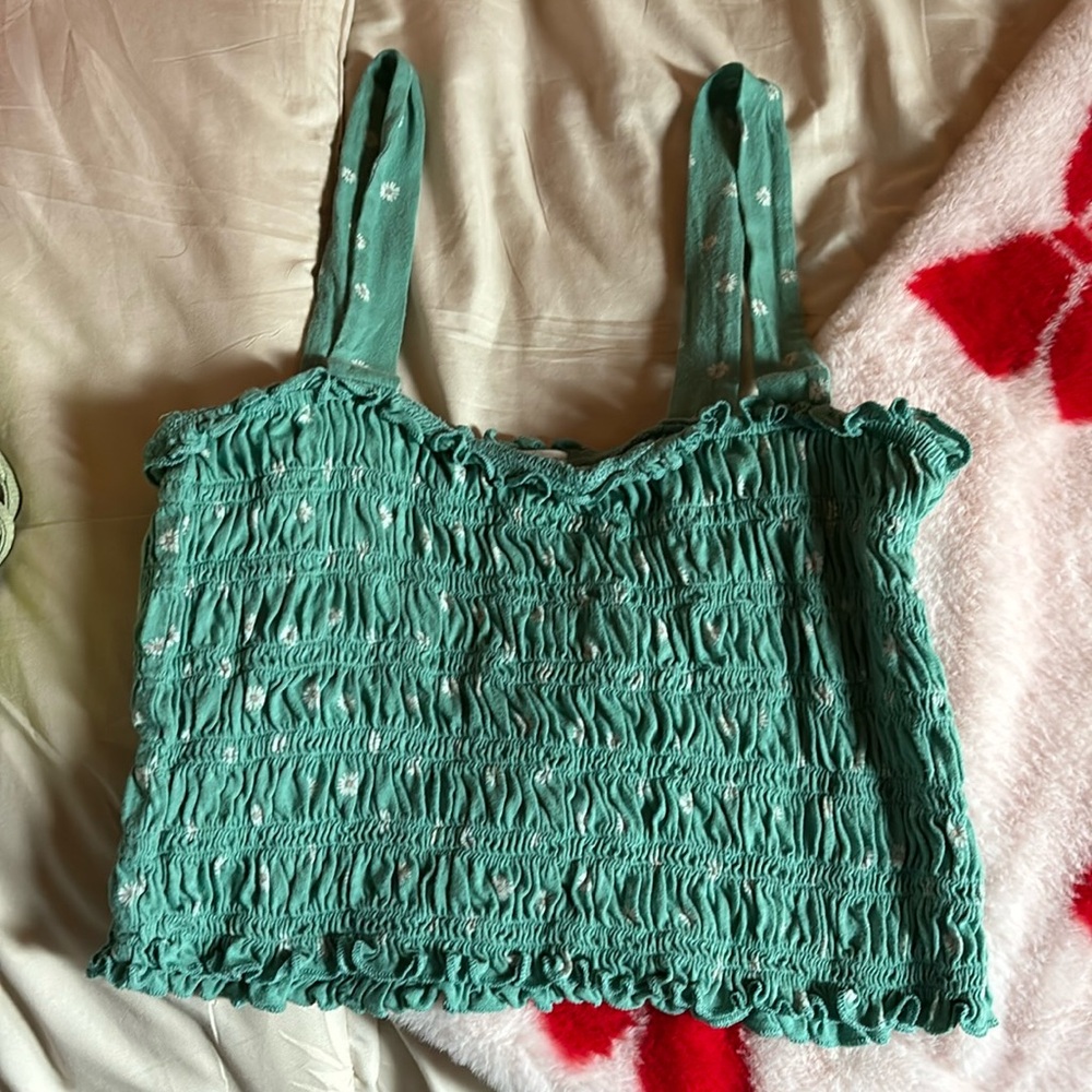 American Eagle ruffled crop tops
